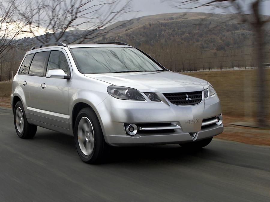  Mitsubishi Outlander ASX Concept 2001 года  (фото 4 из 8)